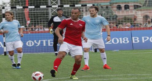 كافو مدافعا عن نيمار: من الظلم اختزال مسيرته في 30 دقيقة